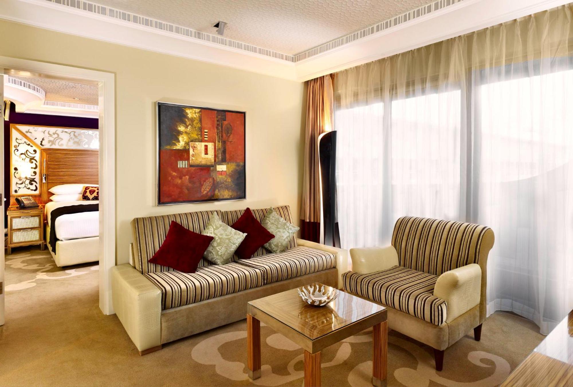 Intercontinental Cairo Citystars By Ihg Экстерьер фото A suite at the hotel